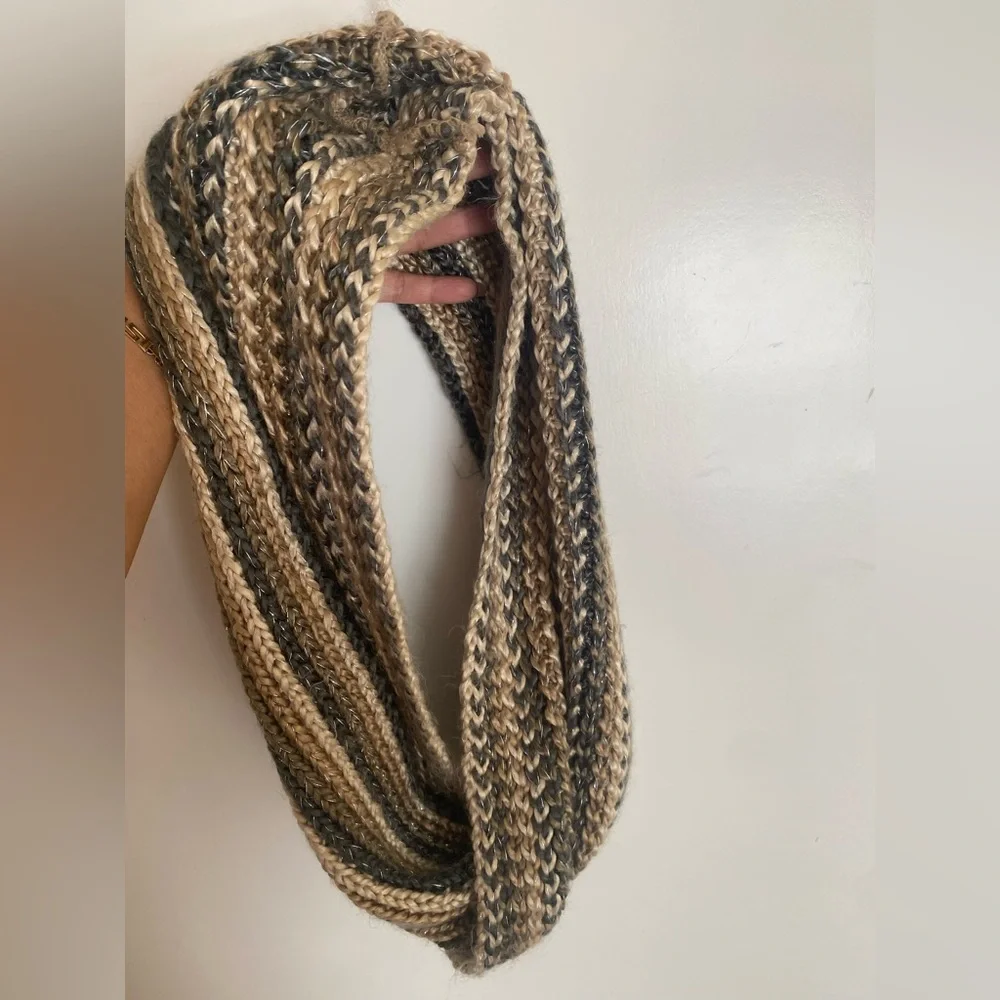 Stylish Knit Infinity Scarf